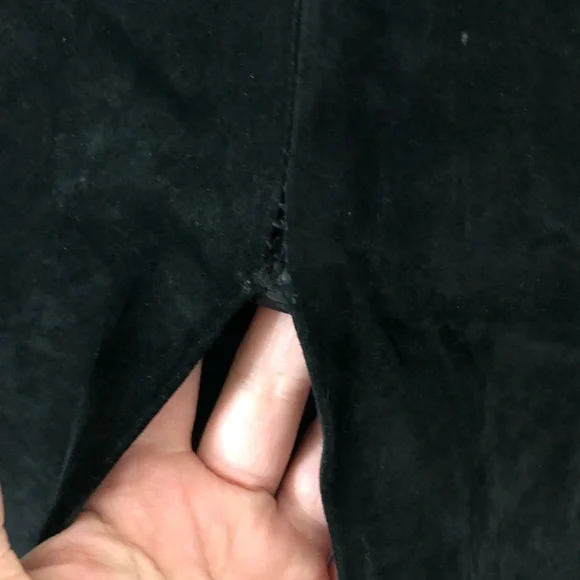 Vintage 80’s Gitano black suede midi pencil skirt SMALL - Picture 2 of 10